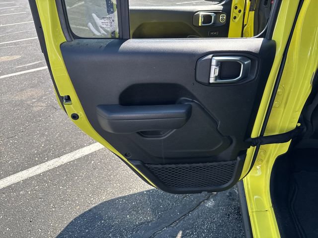 Used 2024 Jeep Wrangler Rubicon image 23