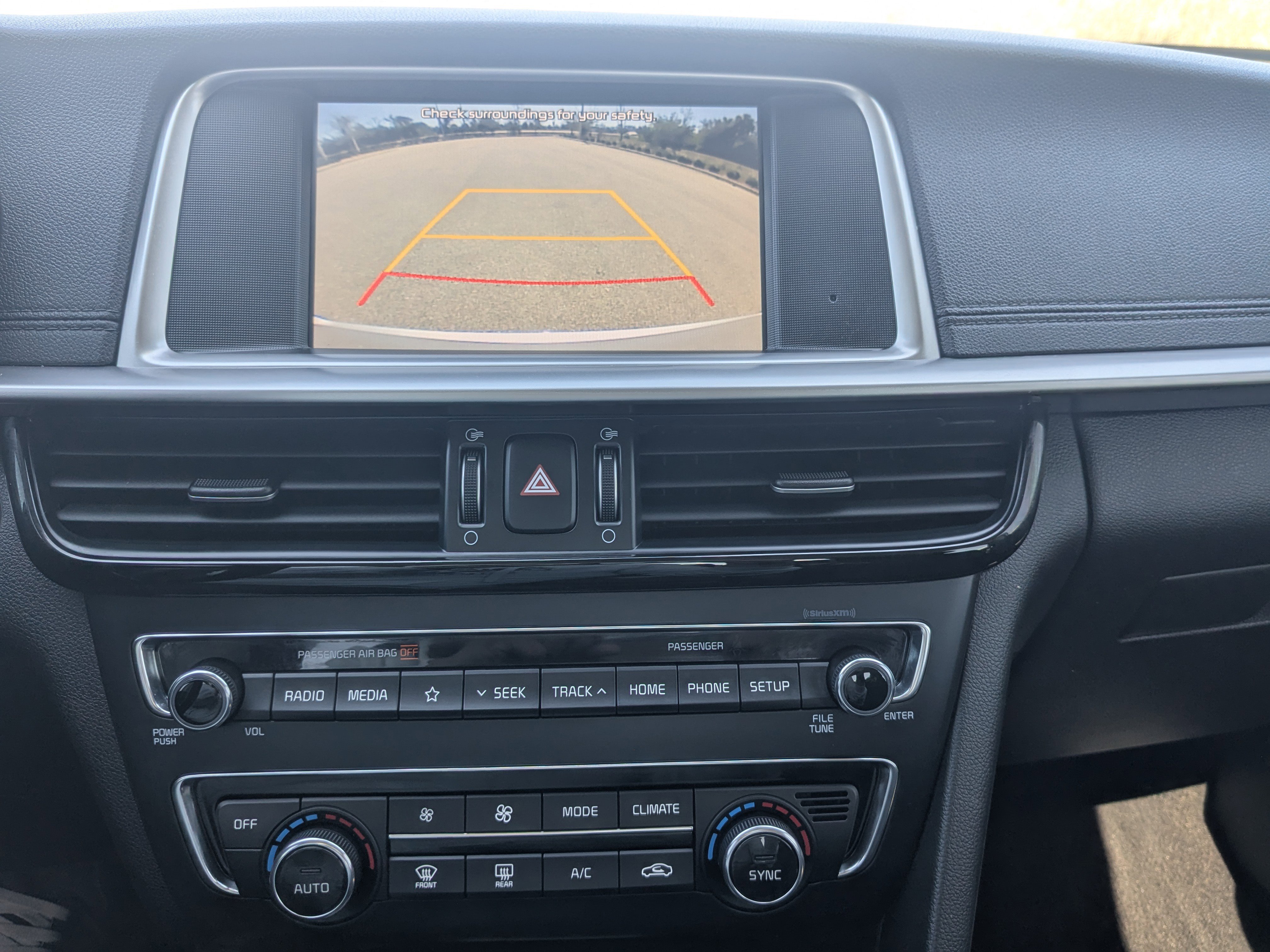 Used 2019 Kia Optima EX image 25