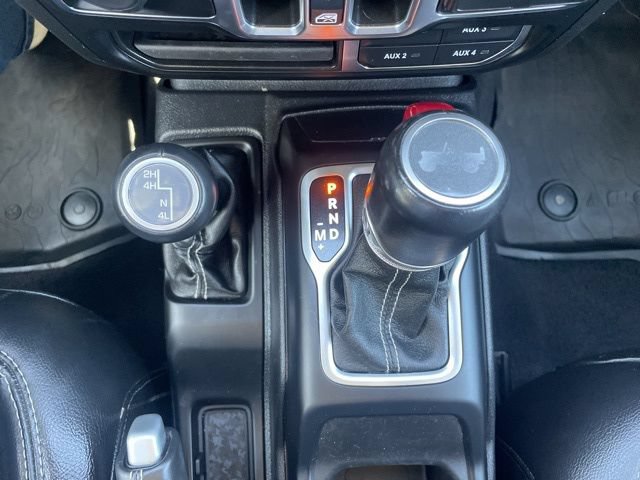 Used 2021 Jeep Wrangler Unlimited Sahara w/ Uconnect 4C Nav & Sound Group AWD/4WD image 28