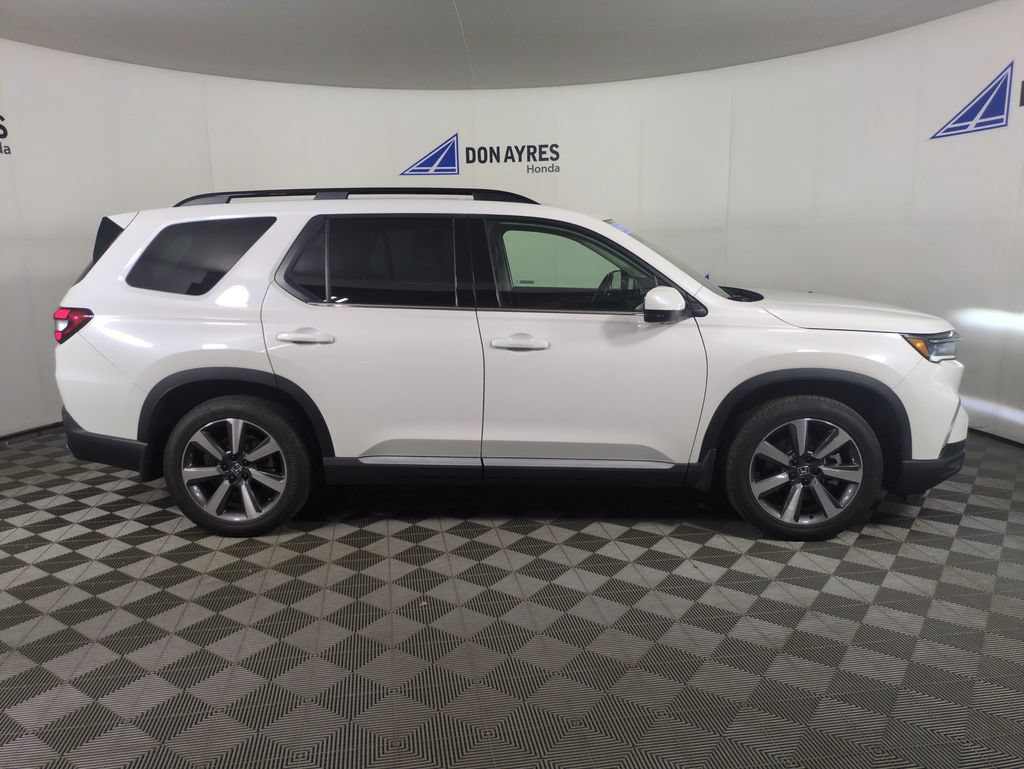 Certified 2023 Honda Pilot Elite image 10