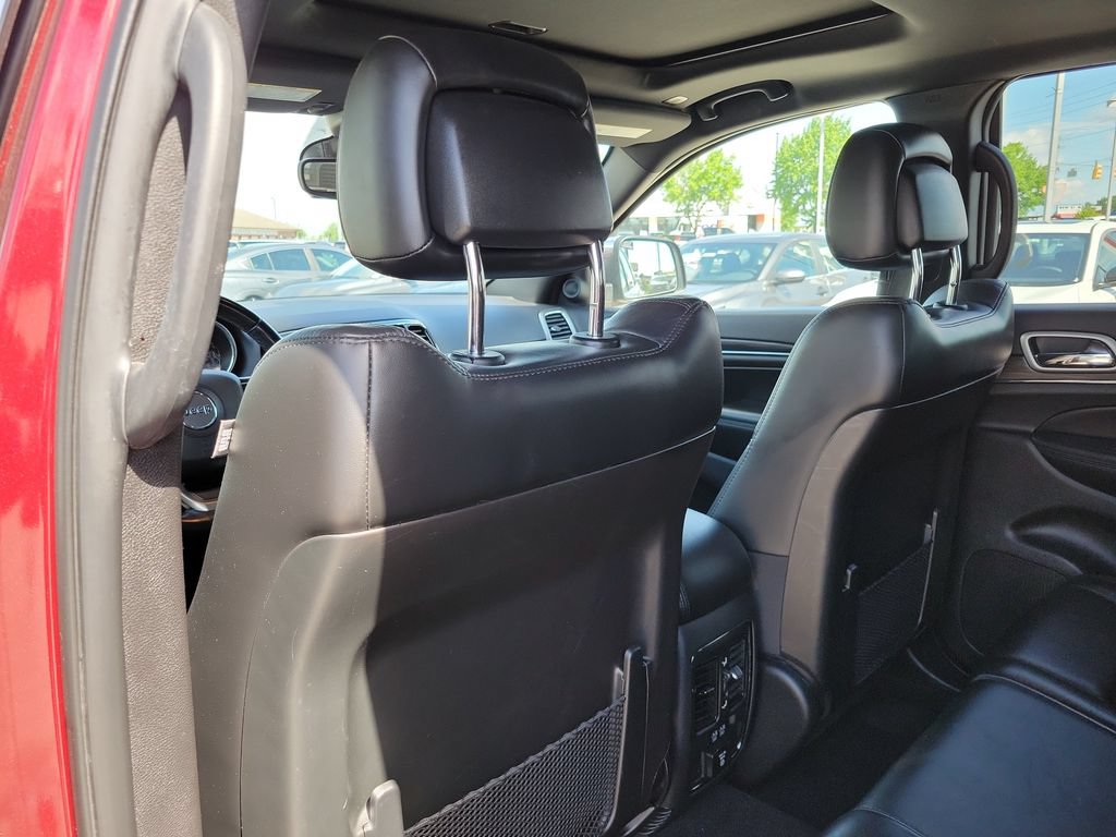 Used 2021 Jeep Grand Cherokee Limited AWD/4WD image 32