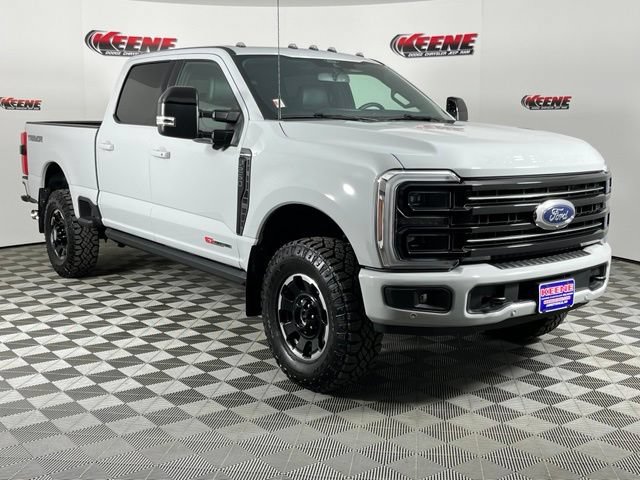Used 2026 Ford F250 Platinum w/ Tremor Off-Road Package AWD/4WD image 2