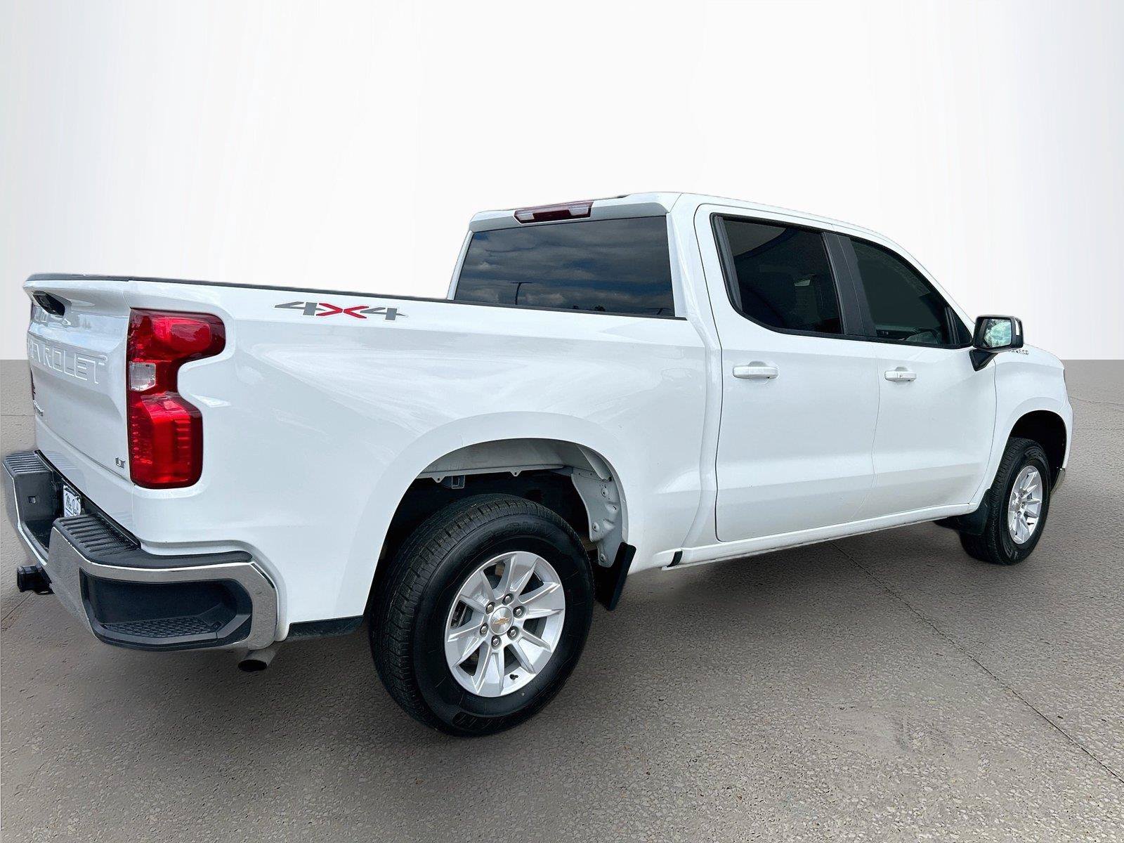 Used 2025 Chevrolet Silverado 1500 LT AWD/4WD image 4