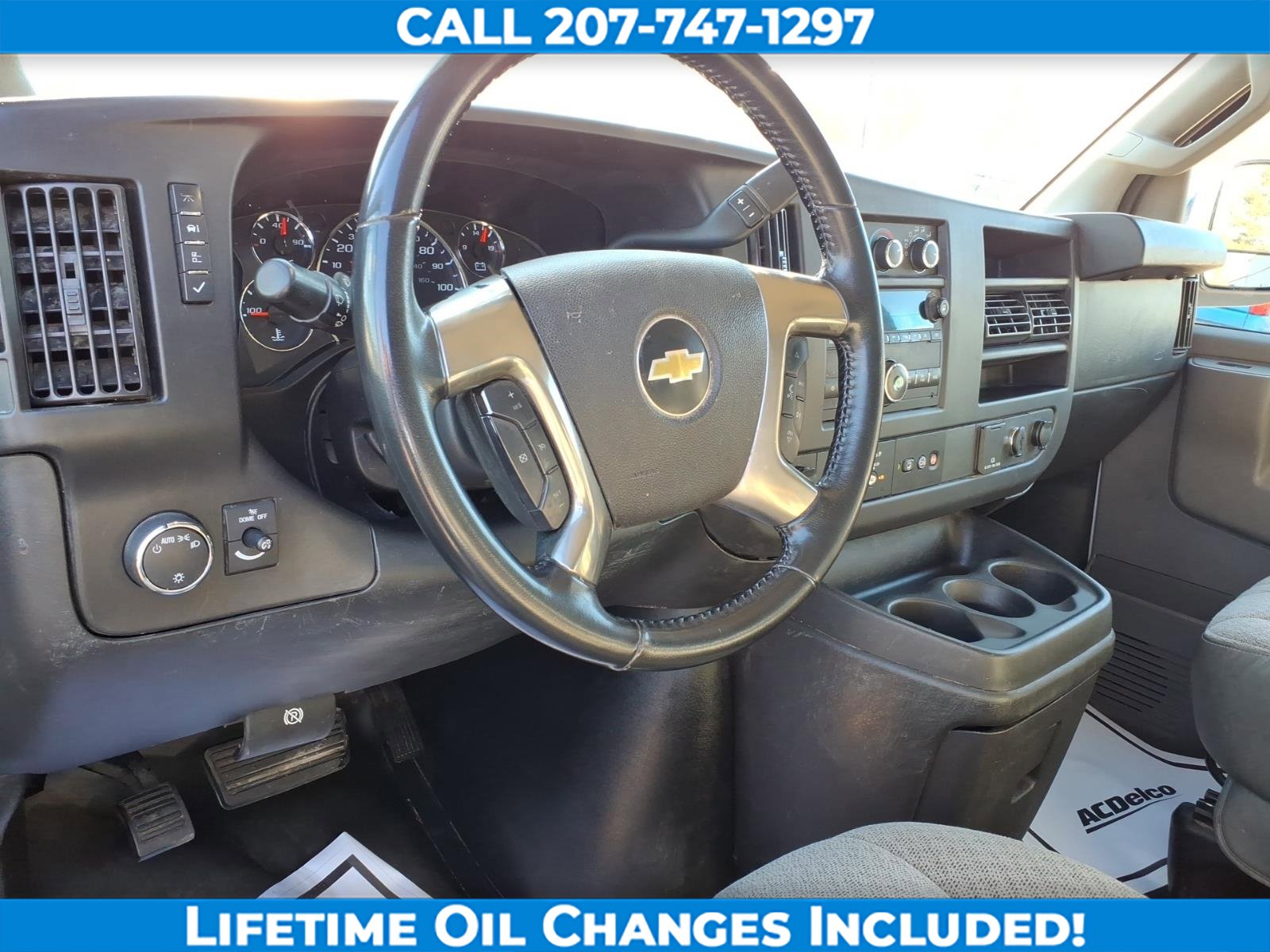 Used 2019 Chevrolet Express 2500 w/ Driver Convenience Package image 15
