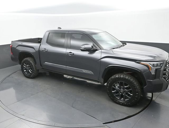 Used 2025 Toyota Tundra Platinum AWD/4WD image 28