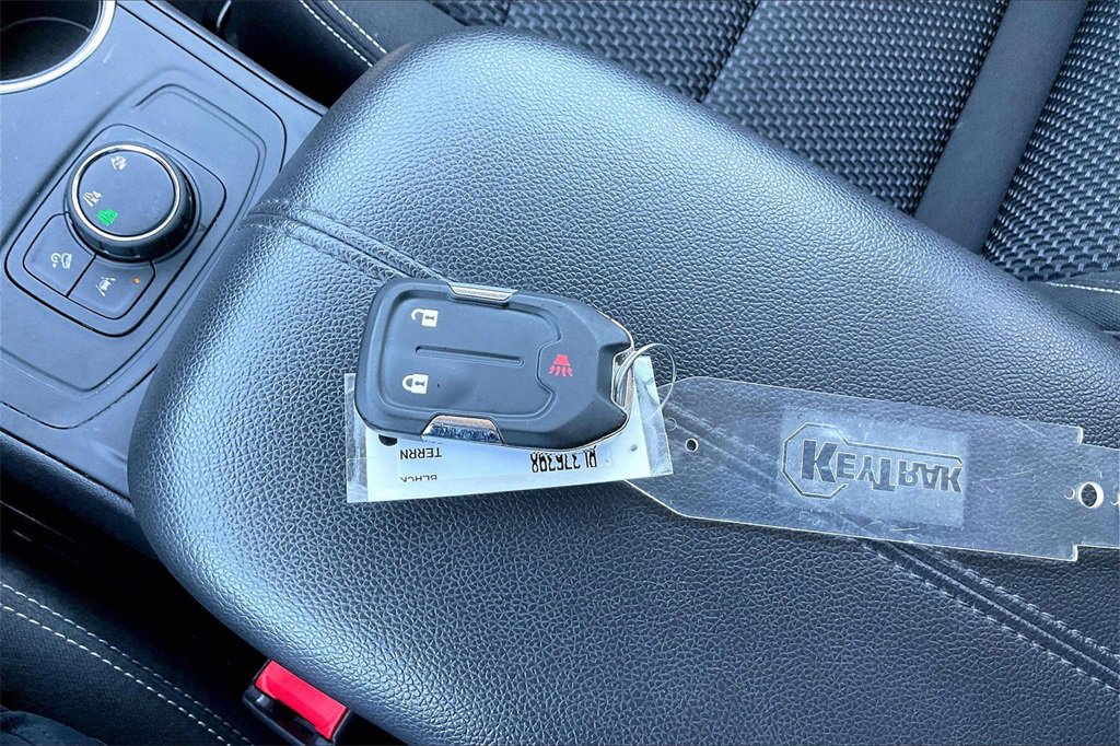 Certified 2024 GMC Terrain SLE image 36