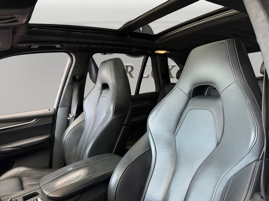 Used 2018 BMW X5 M w/ Executive Package AWD/4WD image 9