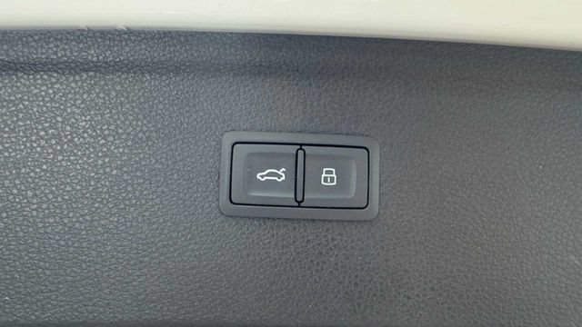 Used 2019 Audi Q5 2.0T Premium Plus w/ Premium Plus Package AWD/4WD image 36