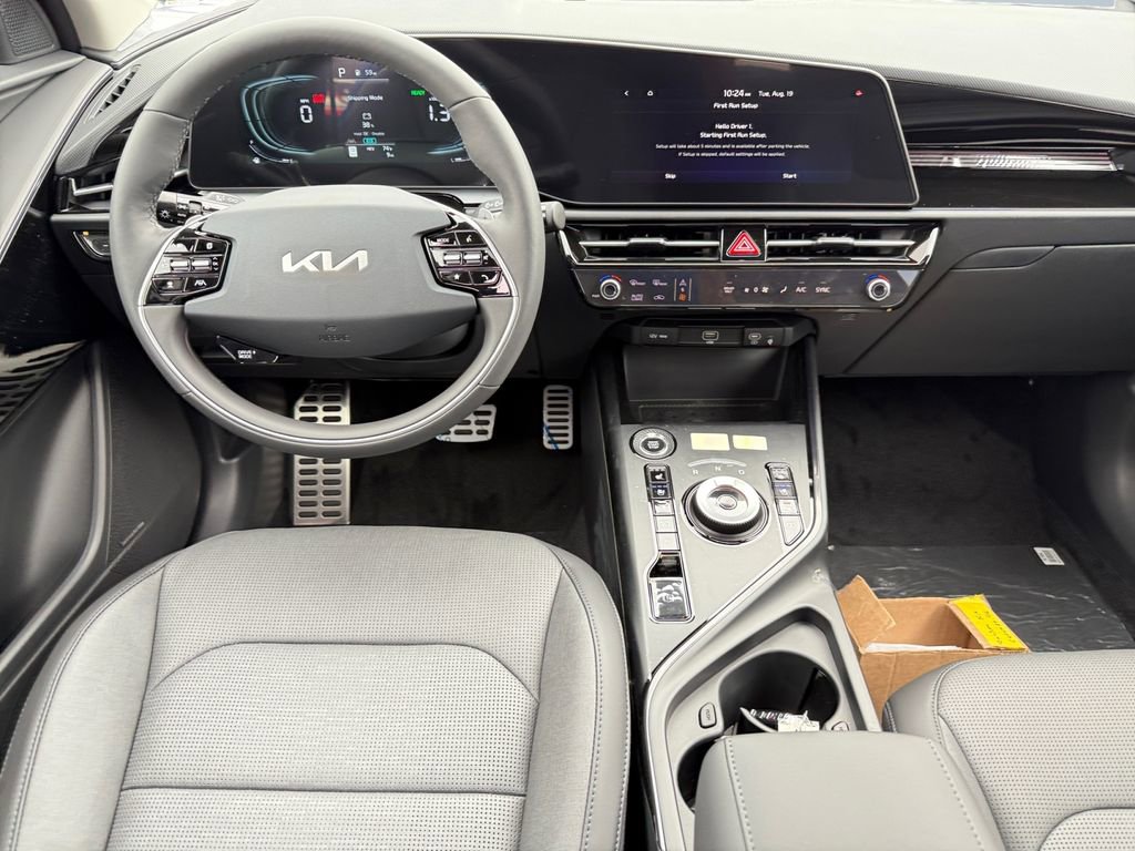 New 2025 Kia Niro SX Touring FWD image 10