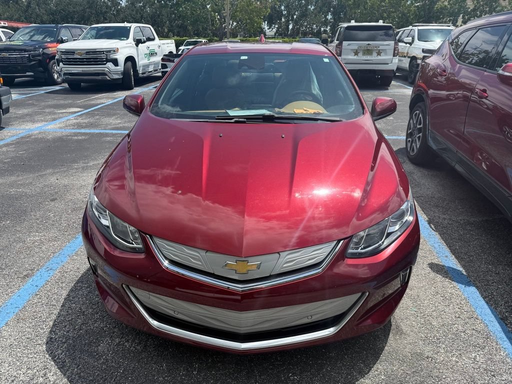 Used 2017 Chevrolet Volt Premier w/ Driver Confidence II Package FWD image 3