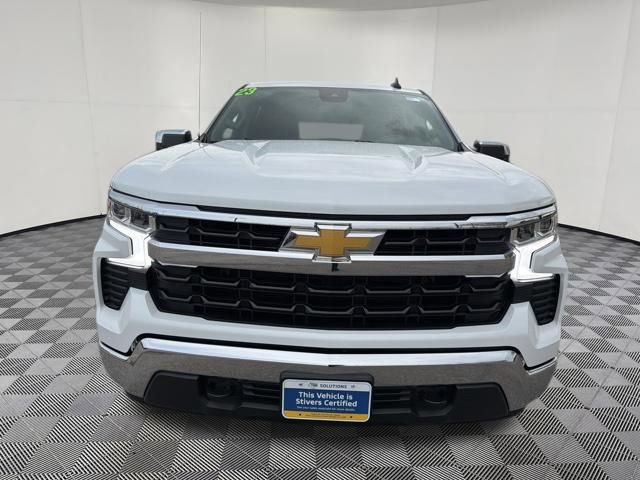 Used 2023 Chevrolet Silverado 1500 LT AWD/4WD image 14