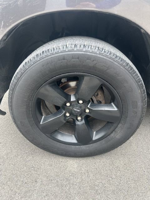 Used 2019 RAM 1500 Express w/ Express Value Package image 32