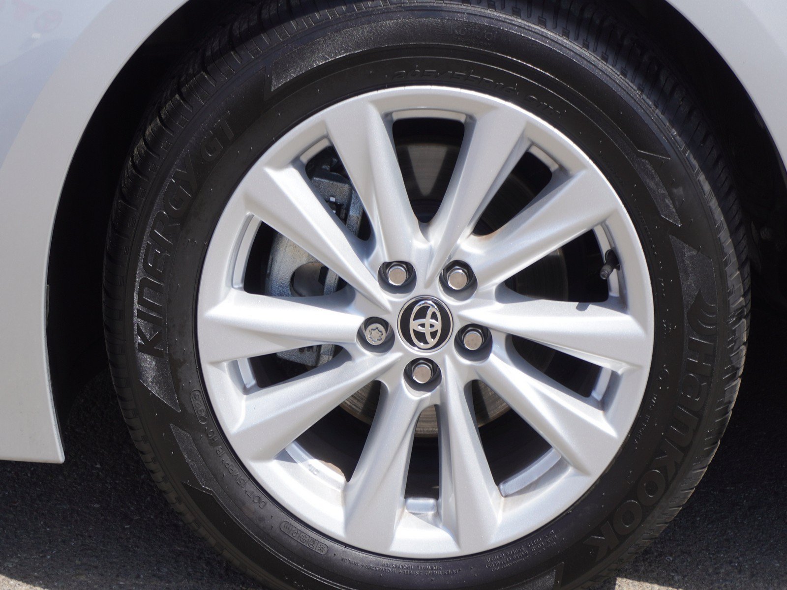 Used 2026 Toyota Corolla LE w/ LE Premium Package FWD image 7