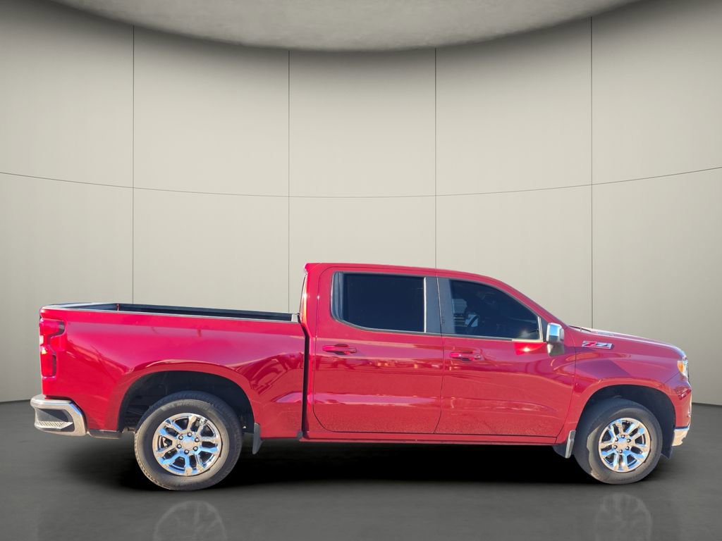 Used 2023 Chevrolet Silverado 1500 LT image 10
