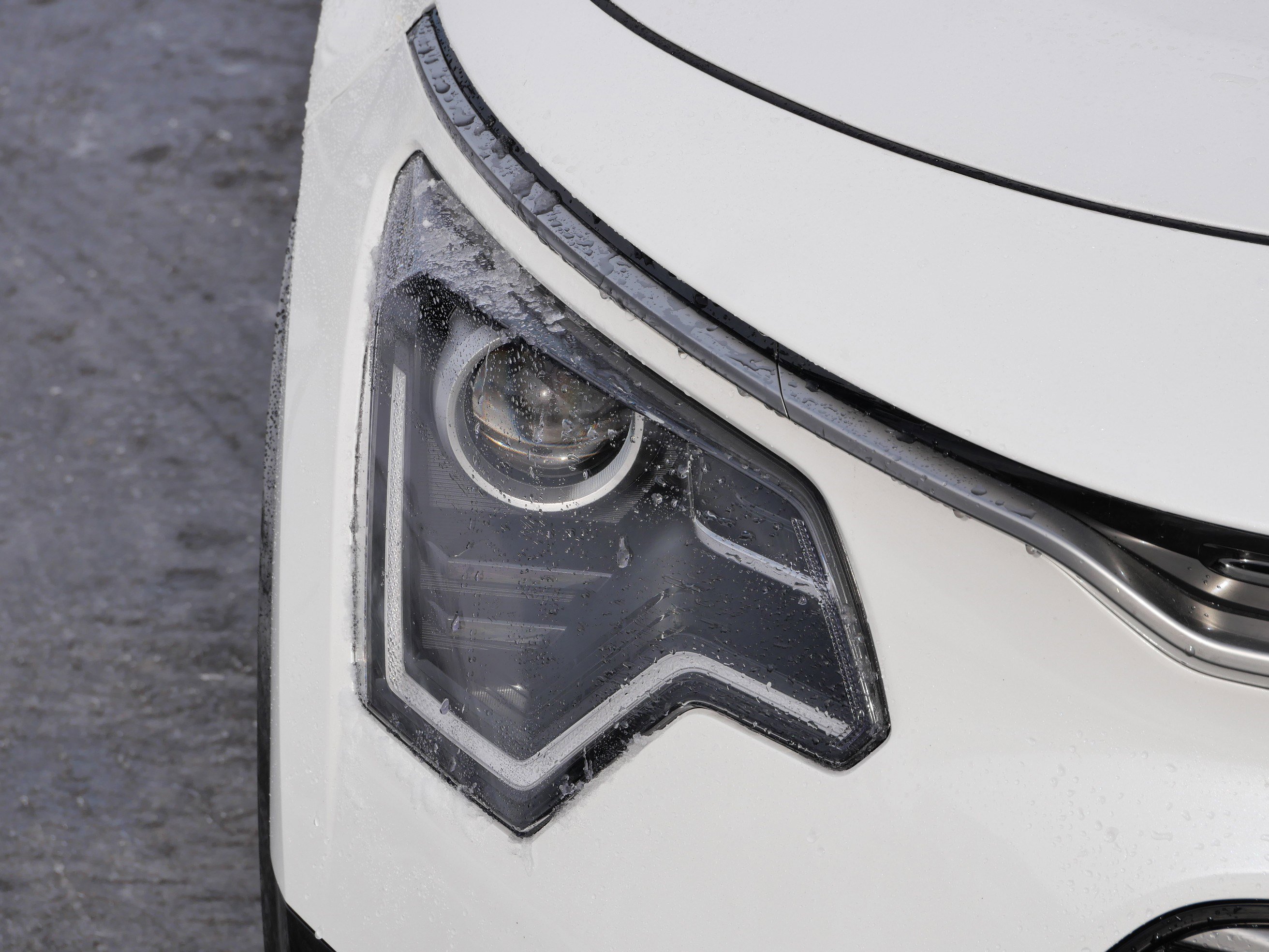 Used 2025 Kia Niro SX image 15