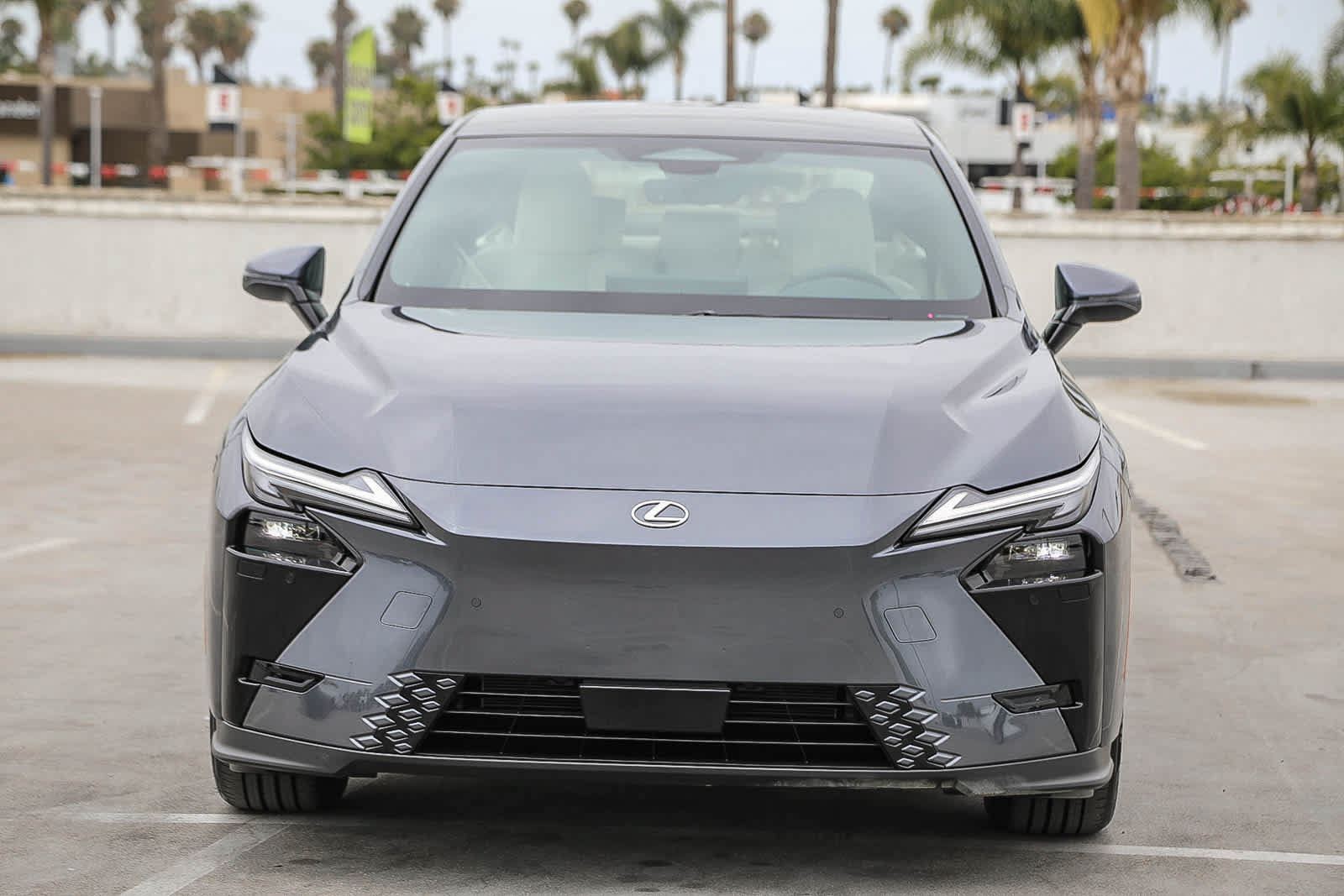 Used 2026 Lexus ES 350e w/ Convenience Package FWD image 3