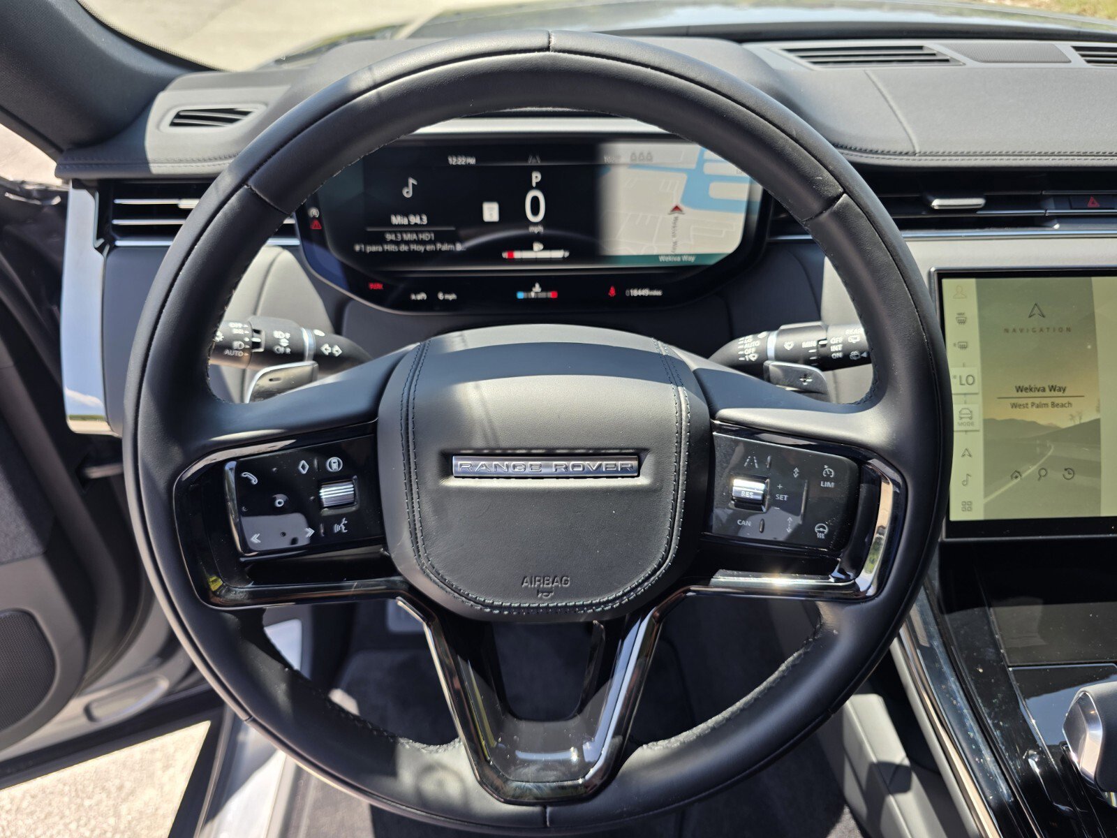 Used 2024 Land Rover Range Rover Sport Dynamic SE AWD/4WD image 18
