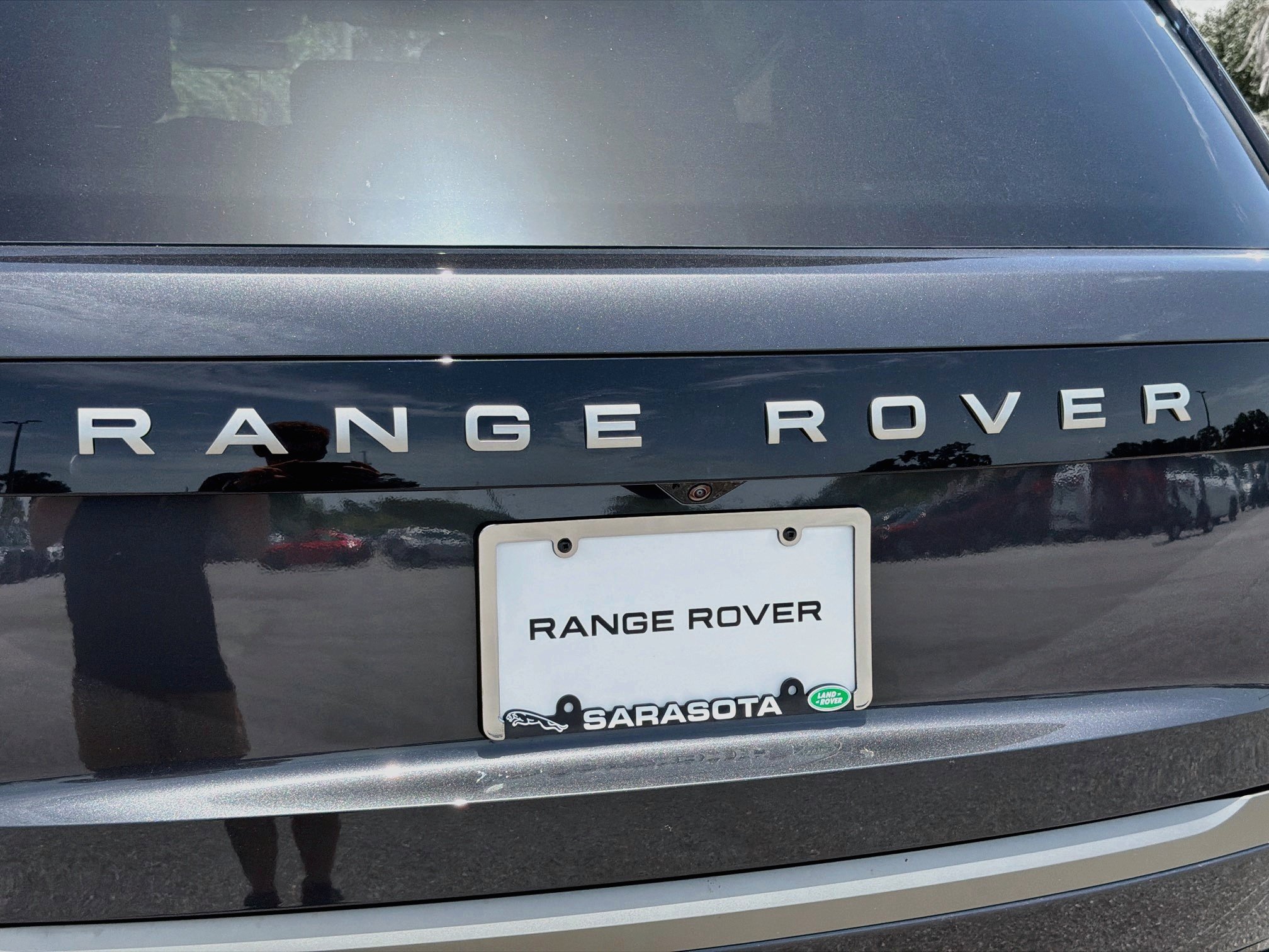 New 2026 Land Rover Range Rover Long Wheelbase SE AWD/4WD image 11