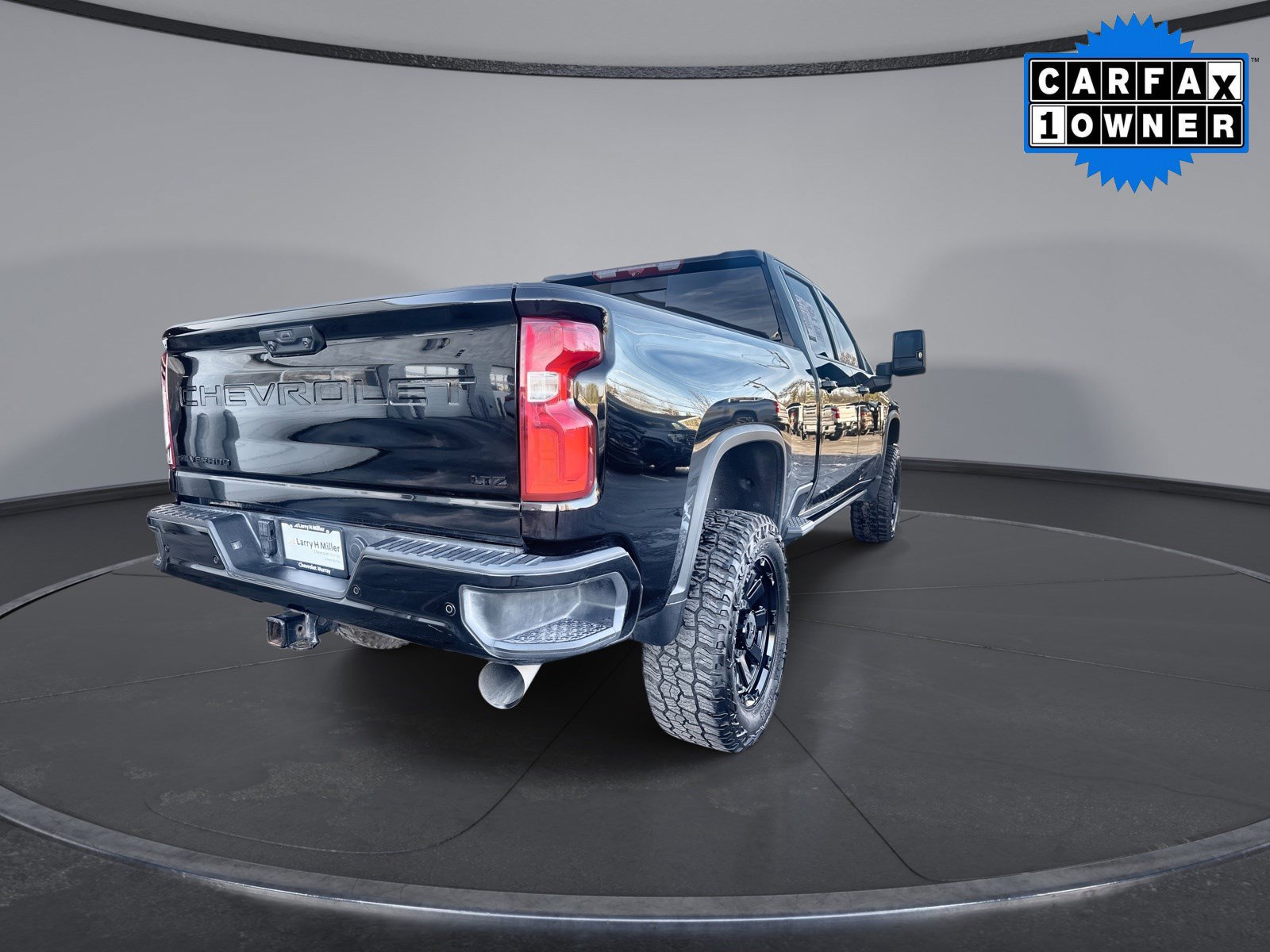 Used 2024 Chevrolet Silverado 3500 LTZ w/ LTZ Plus Package image 14