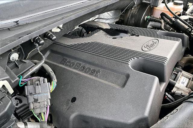 Certified 2017 Ford F150 Platinum w/ Equipment Group 701A Luxury AWD/4WD image 35