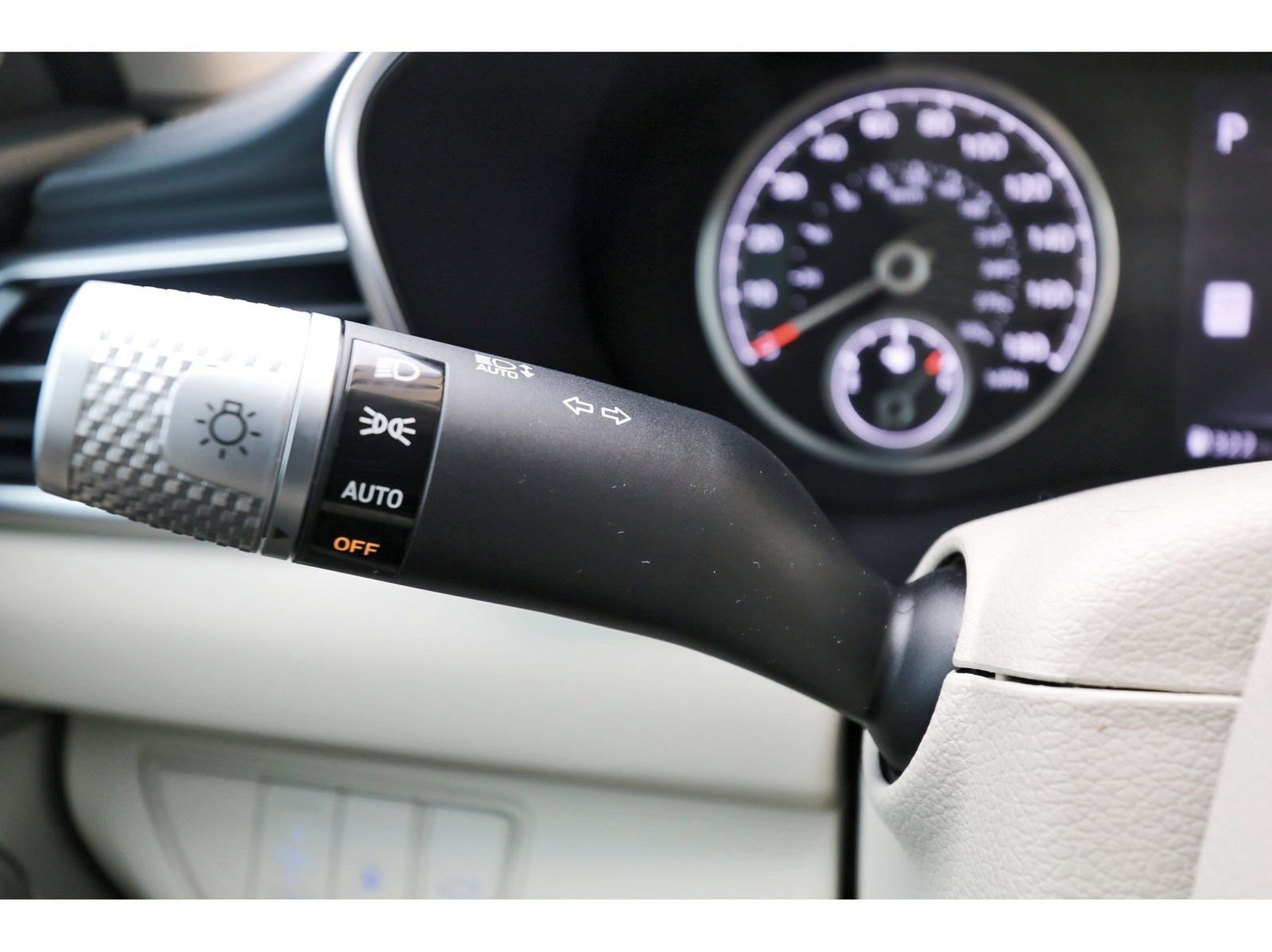 Used 2026 Genesis G70 2.5T Prestige image 19