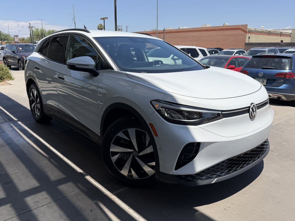 Used 2024 Volkswagen ID.4 2WD image 6