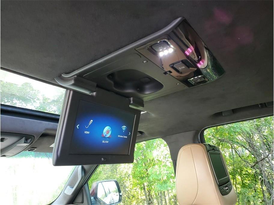 Used 2018 Cadillac Escalade ESV Platinum AWD/4WD image 52