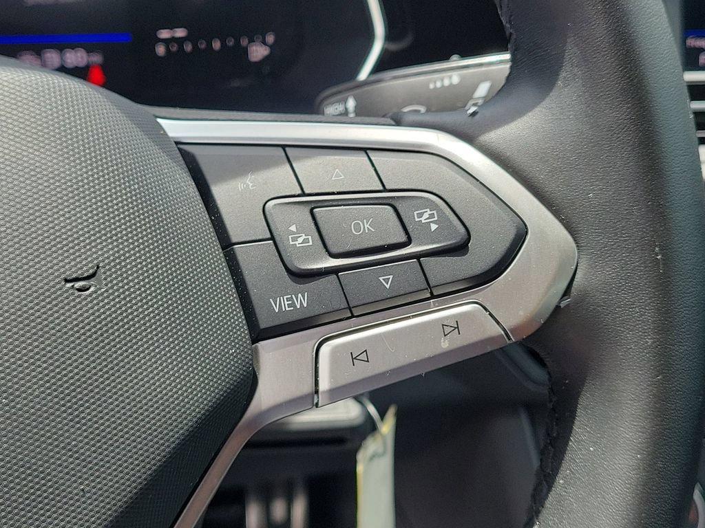 Used 2023 Volkswagen Jetta Sport FWD image 28
