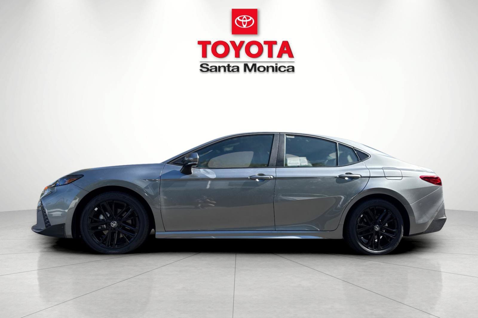 New 2026 Toyota Camry SE FWD image 8