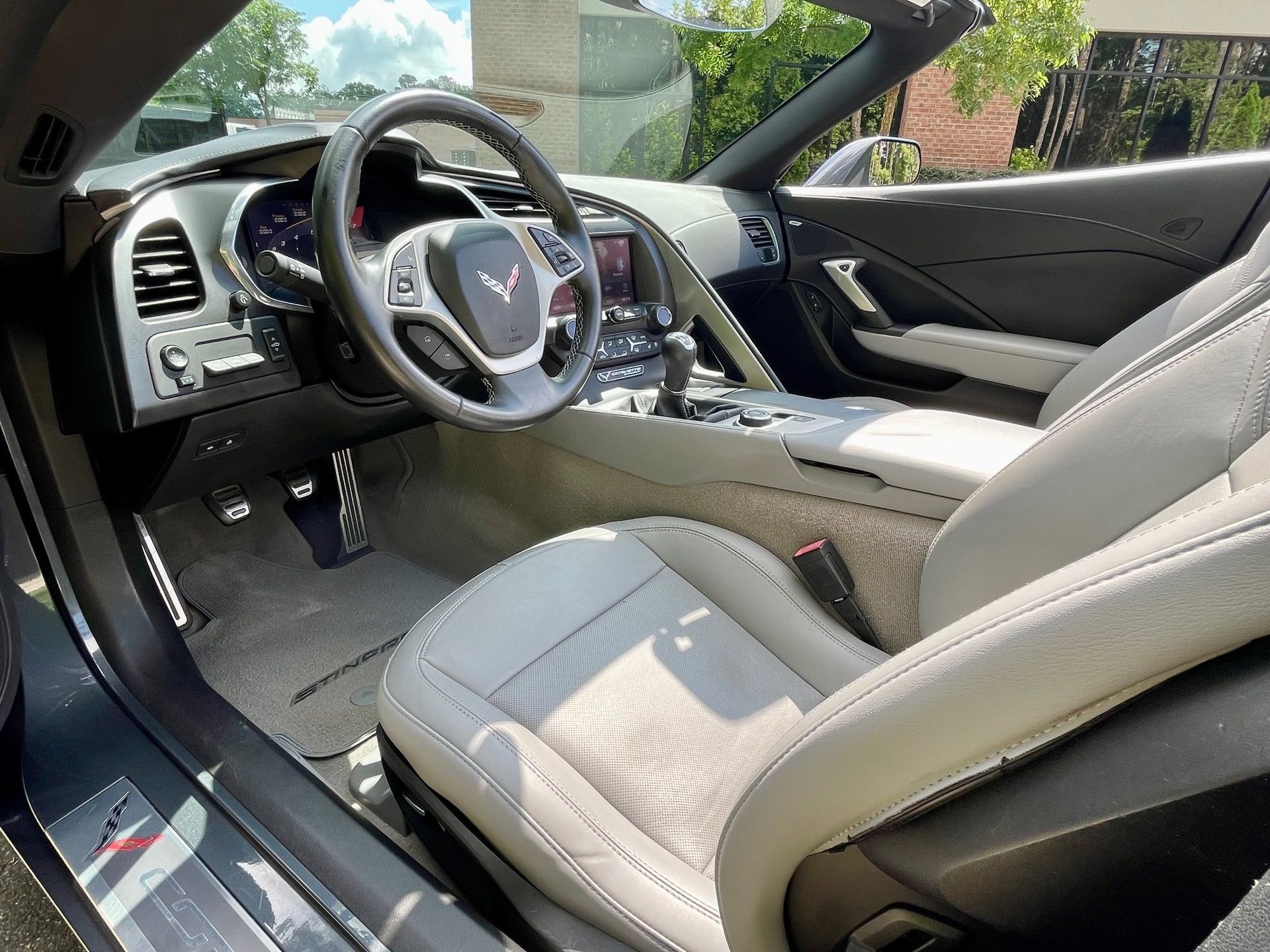 Used 2014 Chevrolet Corvette Stingray Convertible w/ 2LT Preferred Equipment Group image 40