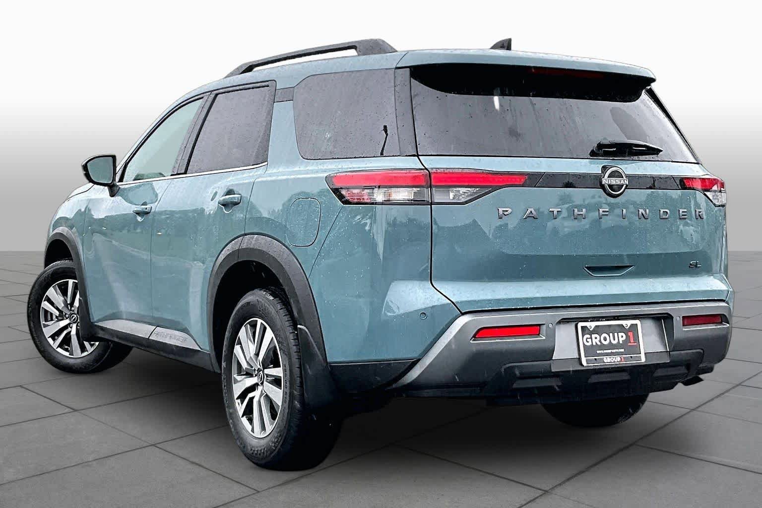 New 2026 Nissan Pathfinder SL FWD image 12