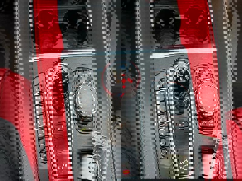 Used 2015 BMW X6 M image 17