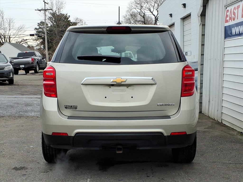Used 2016 Chevrolet Equinox LS image 4