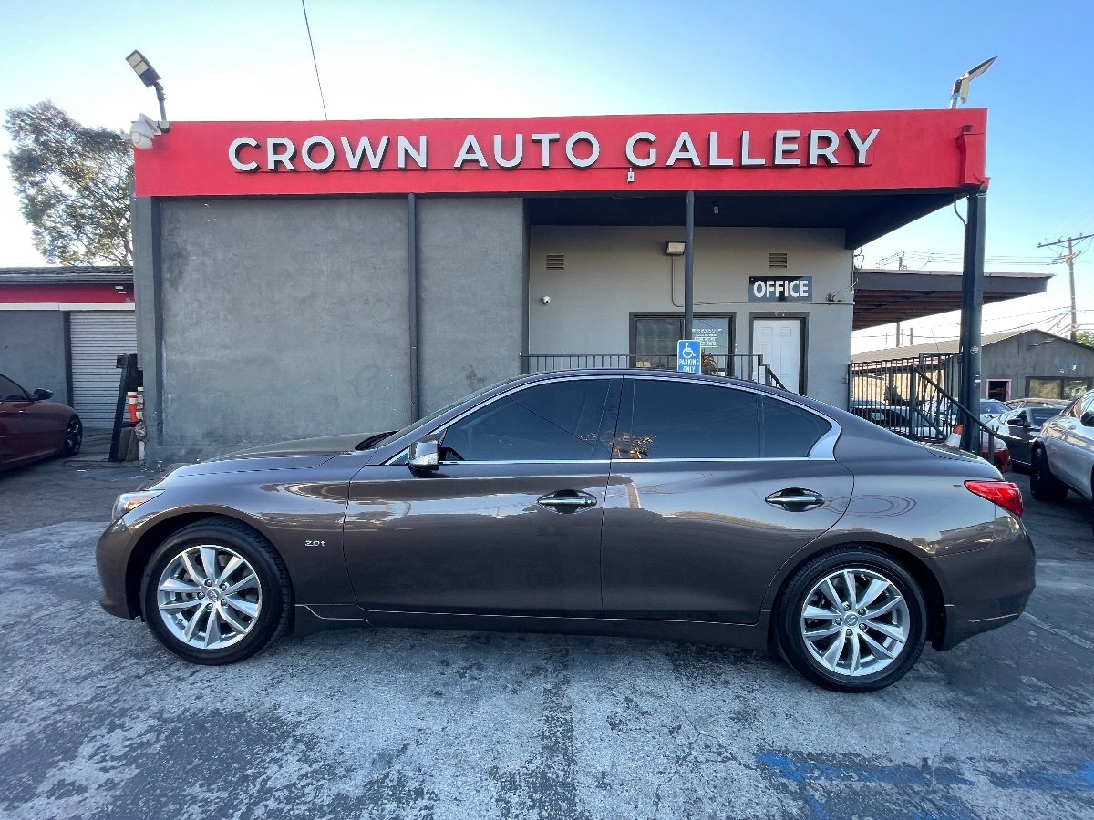 Used 2017 INFINITI Q50 Premium w/ 2.0T Premium Plus Package image 6