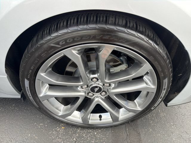 Used 2018 Ford Mustang GT Premium w/ Equipment Group 401A RWD image 23