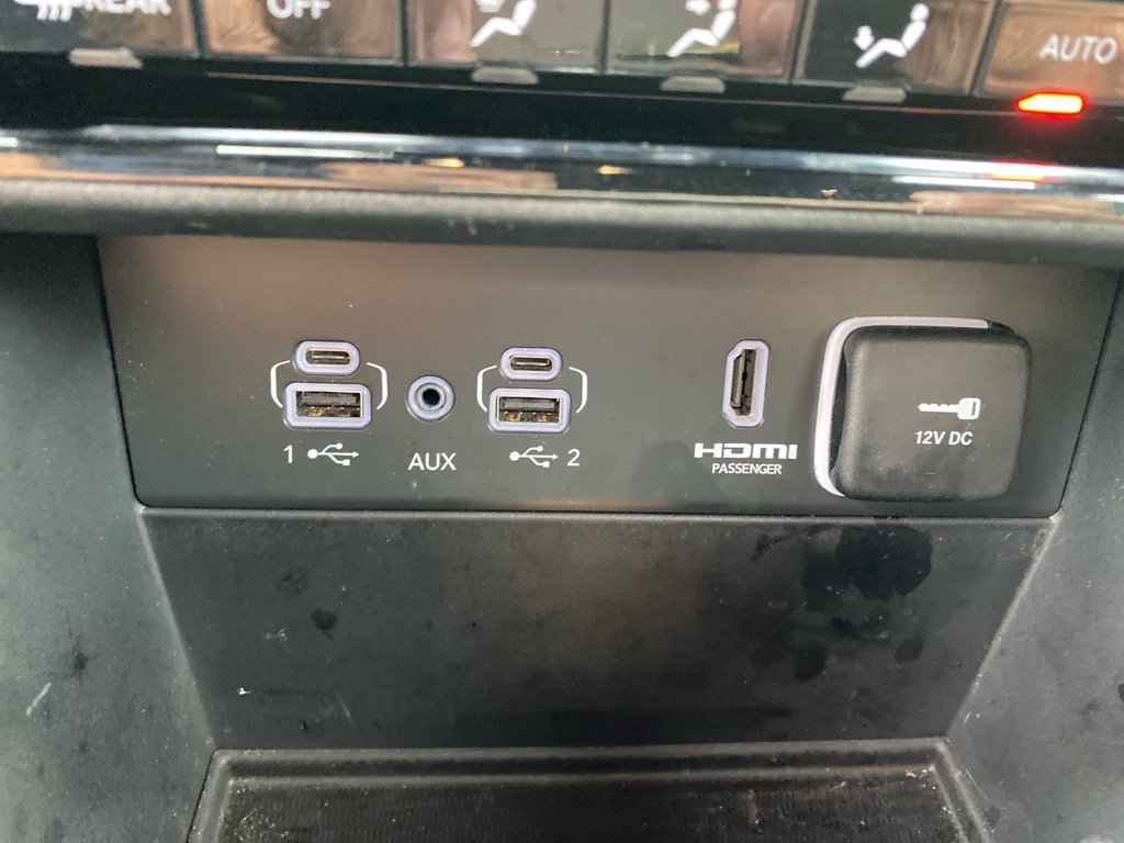 Used 2022 Jeep Grand Cherokee Trailhawk image 15