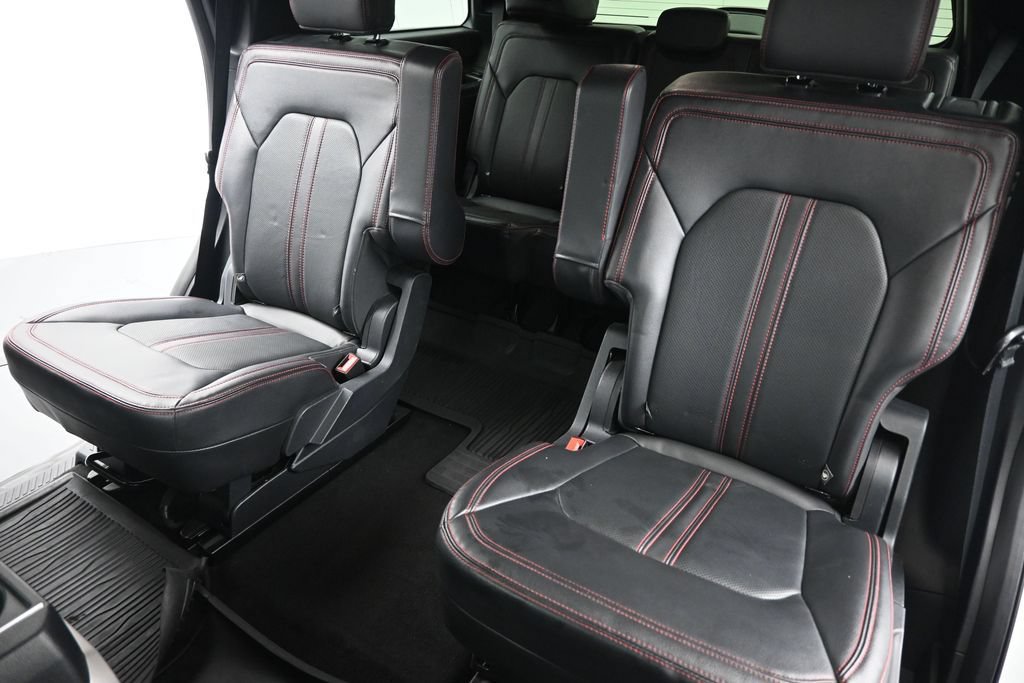 Used 2024 Ford Expedition Limited AWD/4WD image 21