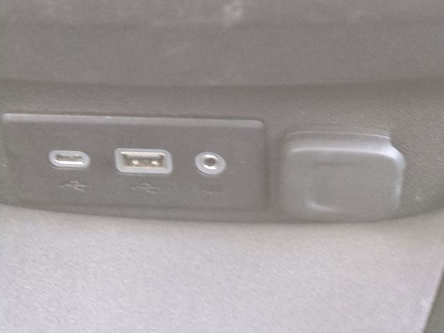 Used 2020 Chevrolet Malibu LS image 25