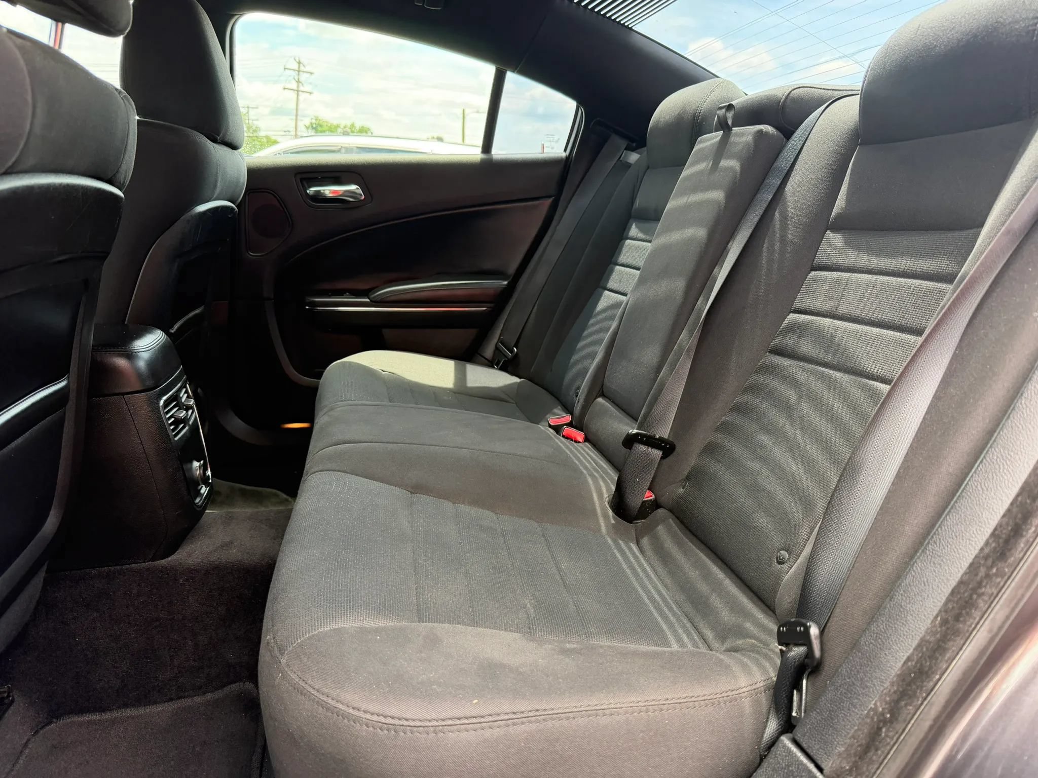 Used 2014 Dodge Charger SXT w/ Blacktop Package RWD image 11