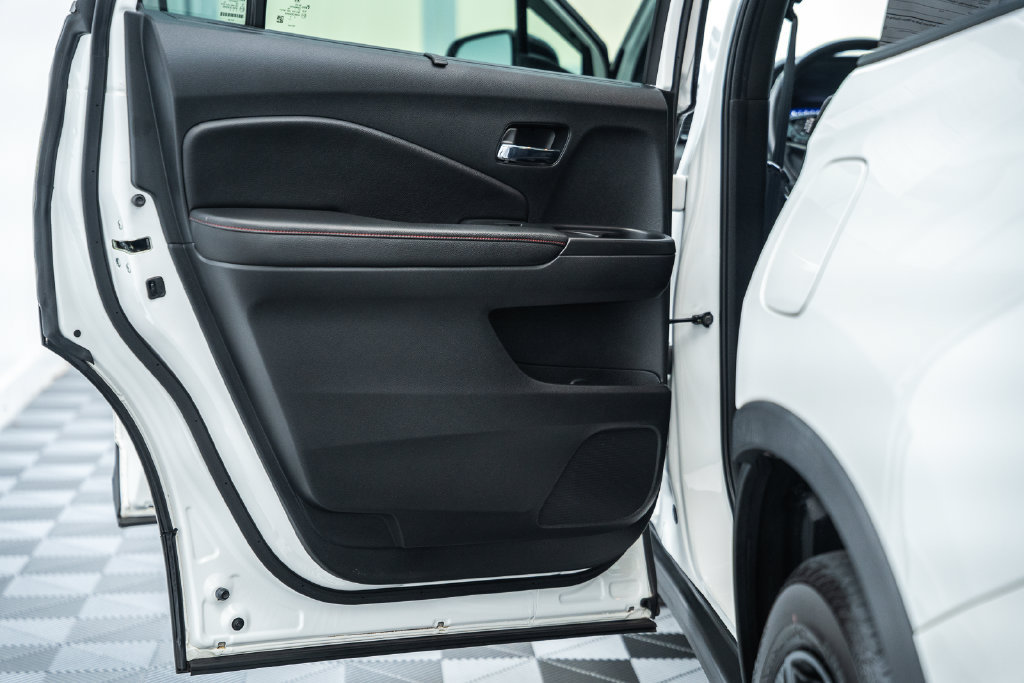 Used 2022 Honda Pilot Black Edition image 45