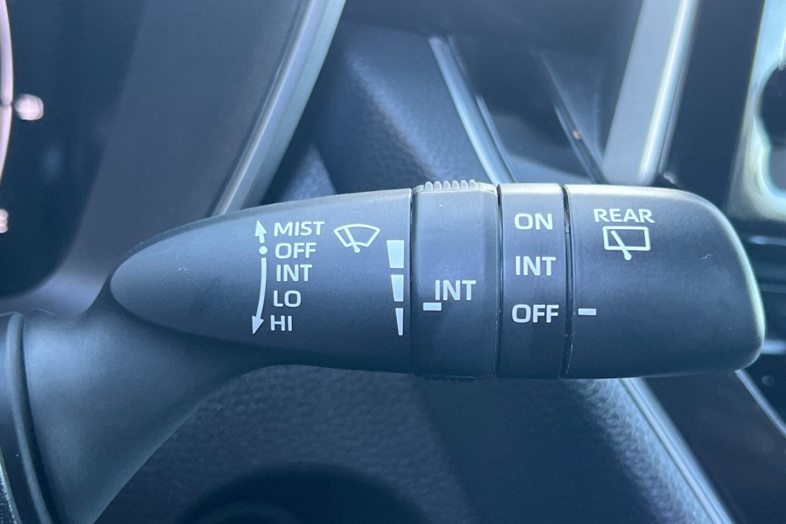 Certified 2025 Toyota Corolla Cross XLE FWD image 51