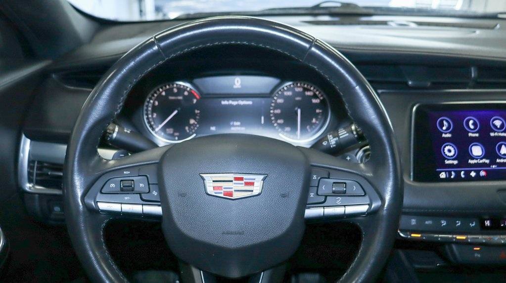 Used 2020 Cadillac XT4 Premium Luxury image 15