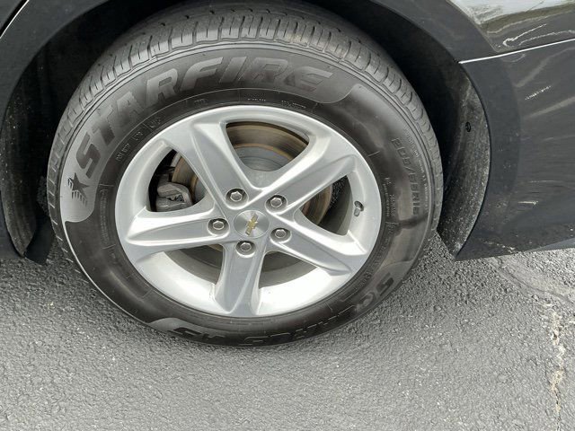 Used 2021 Chevrolet Malibu LS image 9