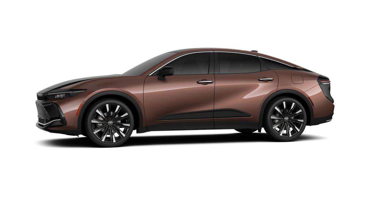New 2026 Toyota Crown Platinum image 3