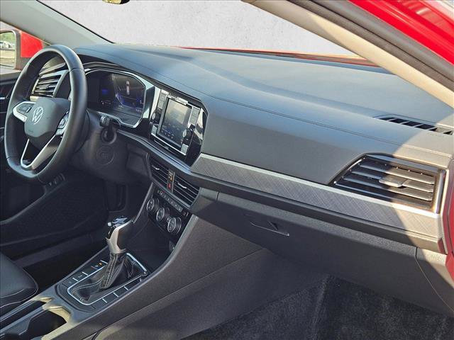 Used 2023 Volkswagen Jetta SE w/ Panoramic Sunroof Package FWD image 21