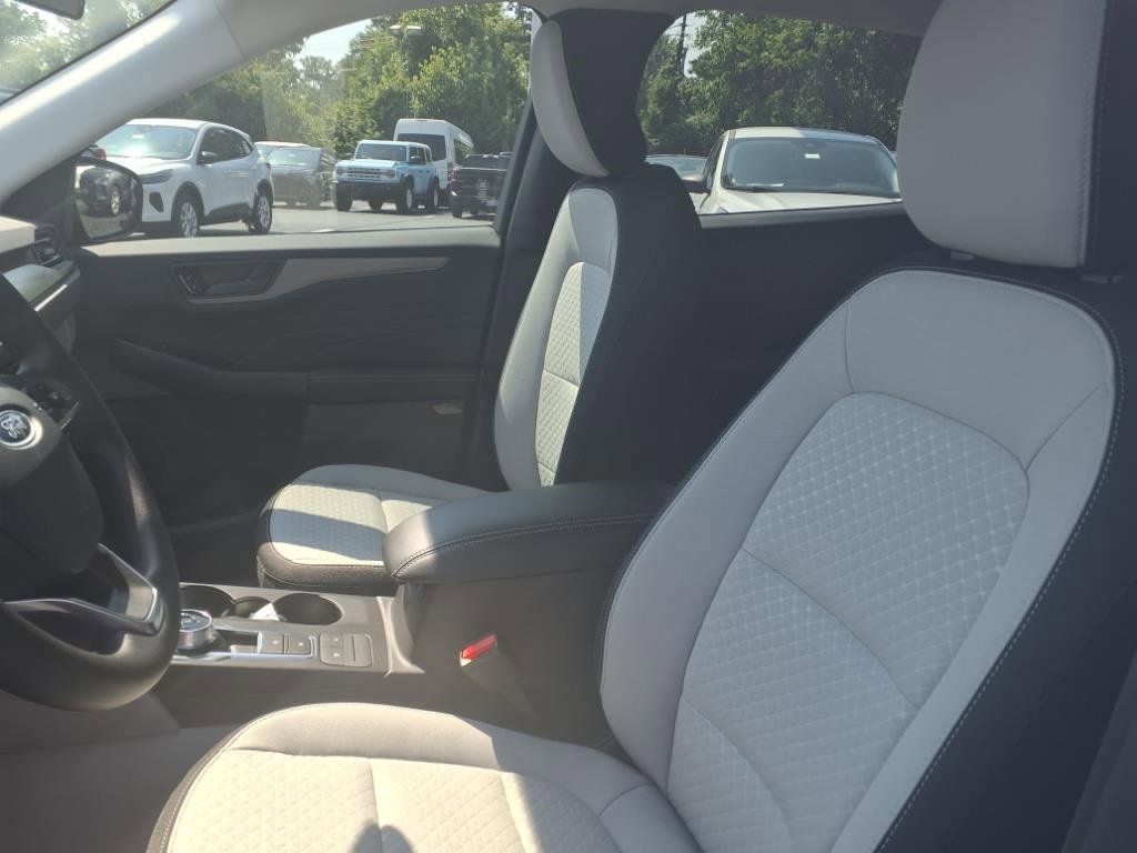 New 2025 Ford Escape Active image 15