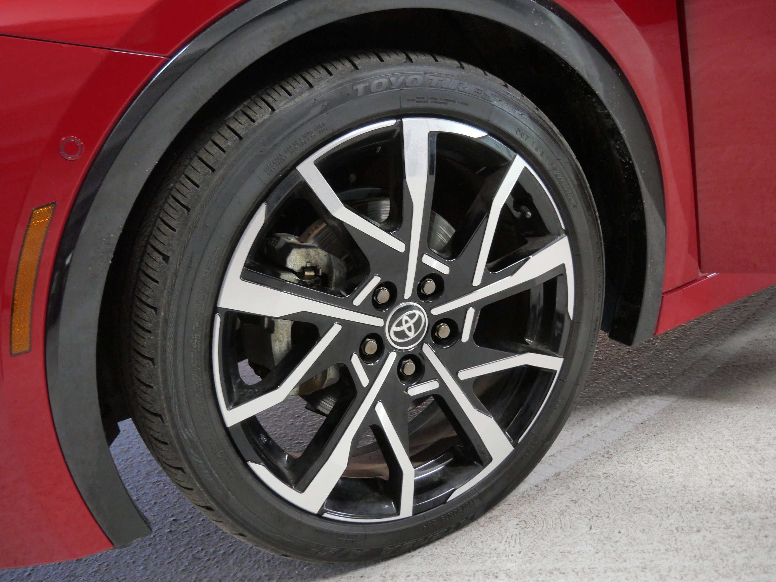 Used 2024 Toyota Prius Prime Premium image 16