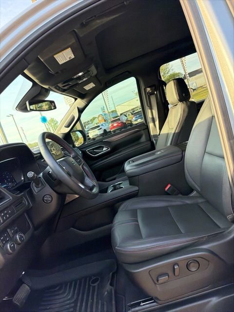 Used 2024 Chevrolet Tahoe RST w/ Luxury Package image 12
