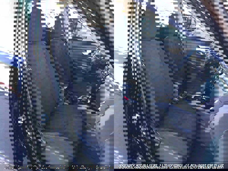 Used 2015 Nissan Rogue SV image 28