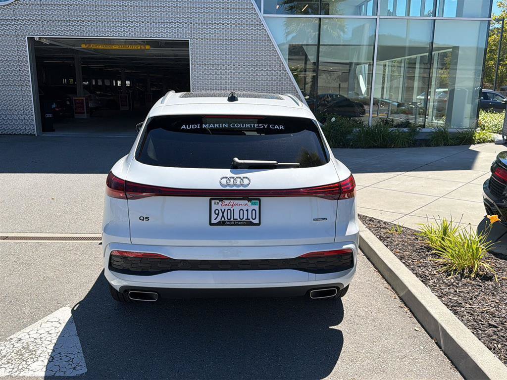 Used 2025 Audi Q5 Premium Plus w/ Premium Plus AWD/4WD image 7
